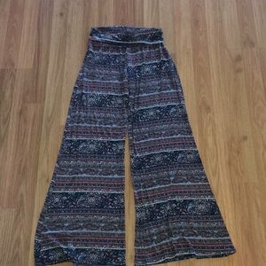 About A Girl LA boho yoga style flared pant small